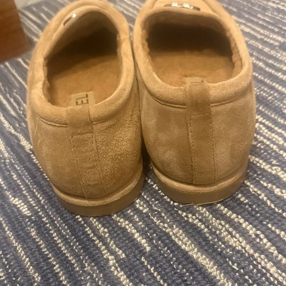 CHANEL Tan Suede CC Logo Slip-On Loafers - Picture 6 of 8